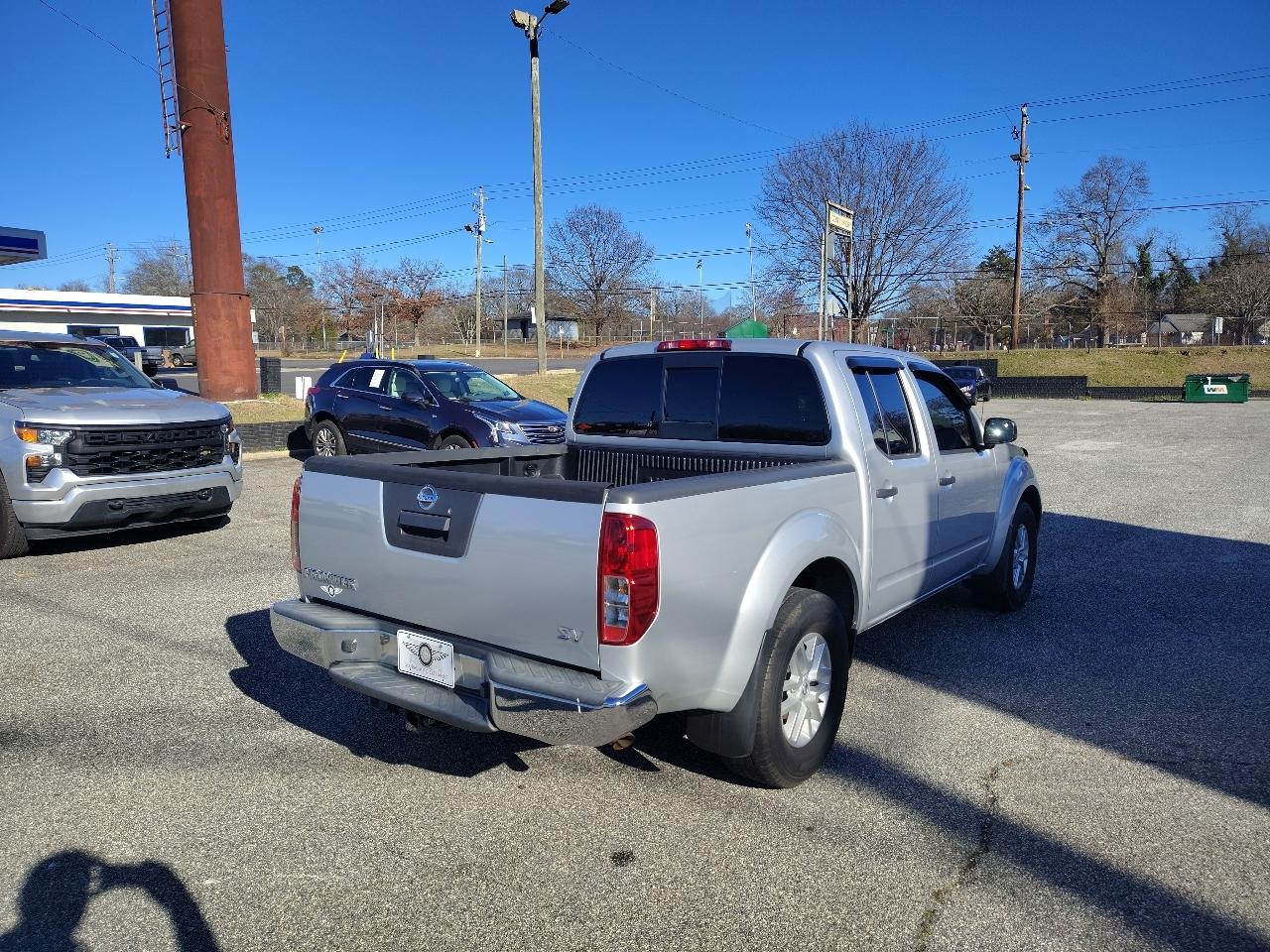 Nissan Frontier S Crew Cab 6MT 2WD 2019