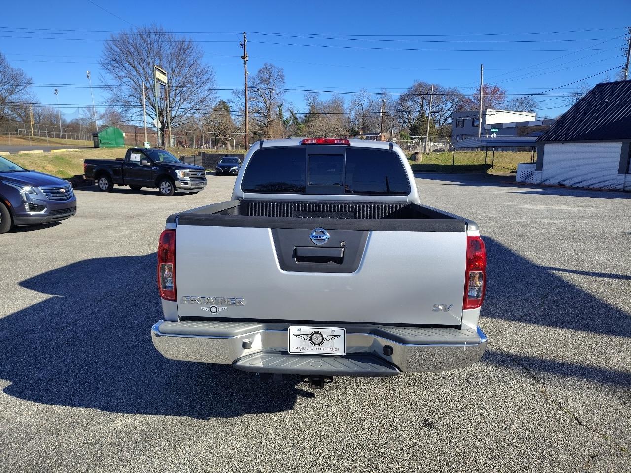 Nissan Frontier S Crew Cab 6MT 2WD 2019