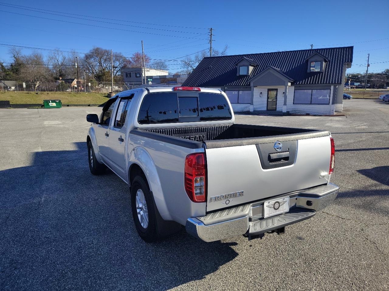 Nissan Frontier S Crew Cab 6MT 2WD 2019