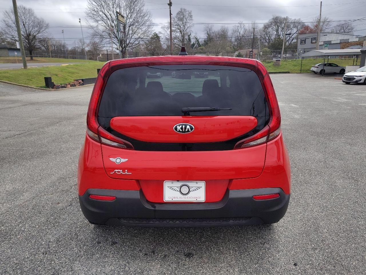 Kia Soul LX CVT 2021