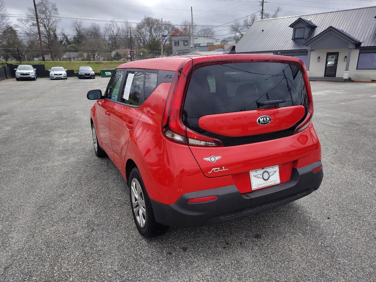 Kia Soul LX CVT 2021