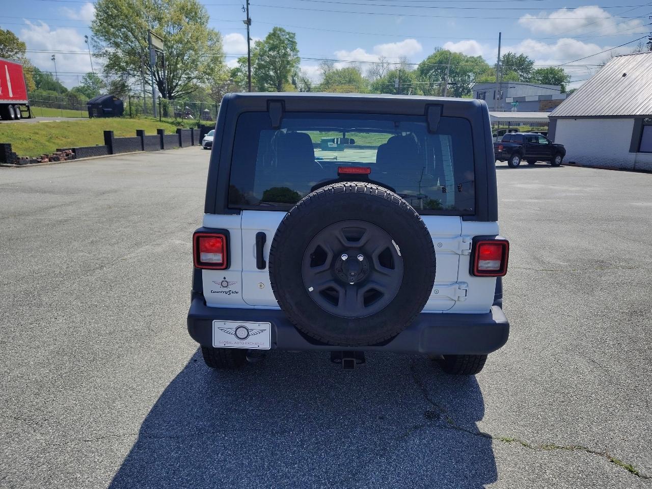 Jeep Wrangler Unlimited Sport 2018