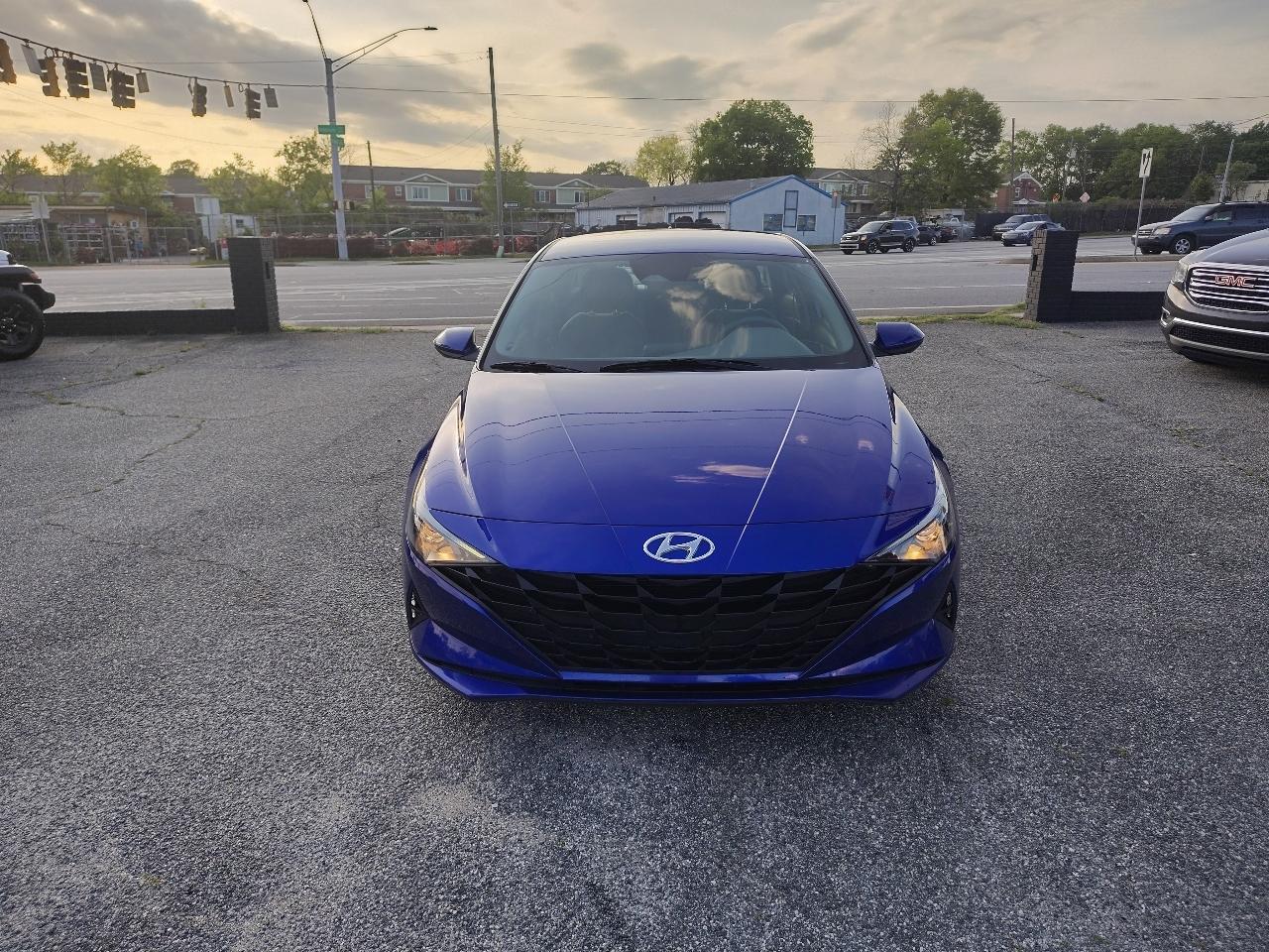 Hyundai Elantra SEL 2023