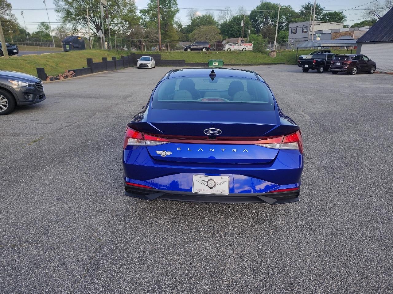 Hyundai Elantra SEL 2023