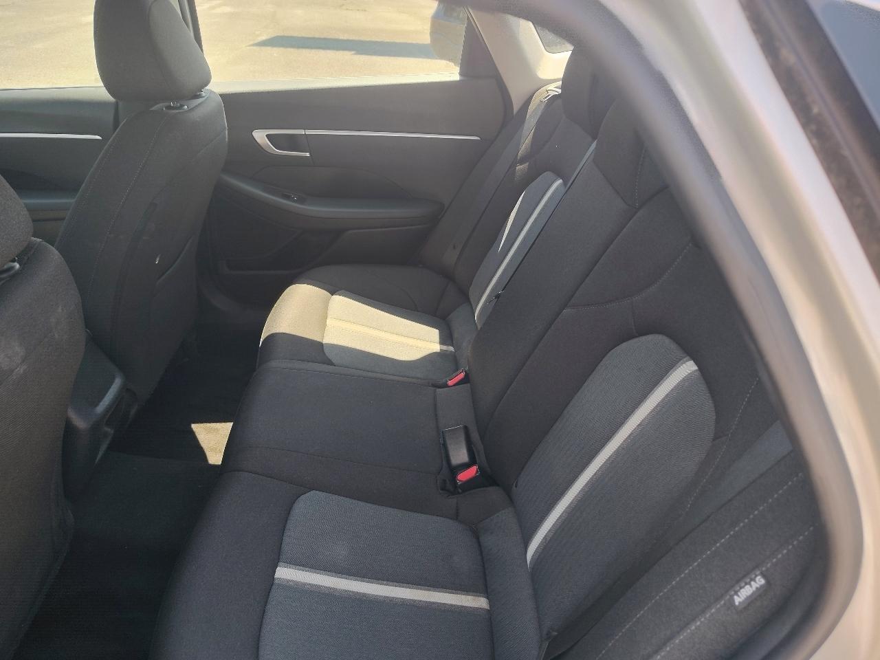 Hyundai Sonata SE 2021