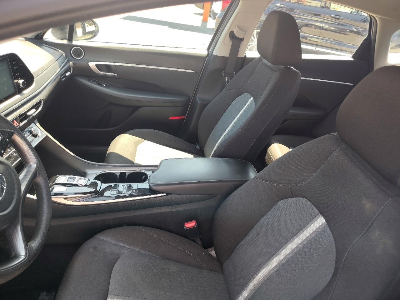 Hyundai Sonata SE 2021