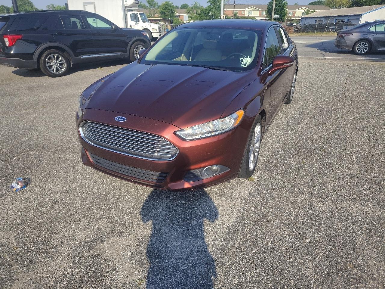 Ford Fusion SE 2016