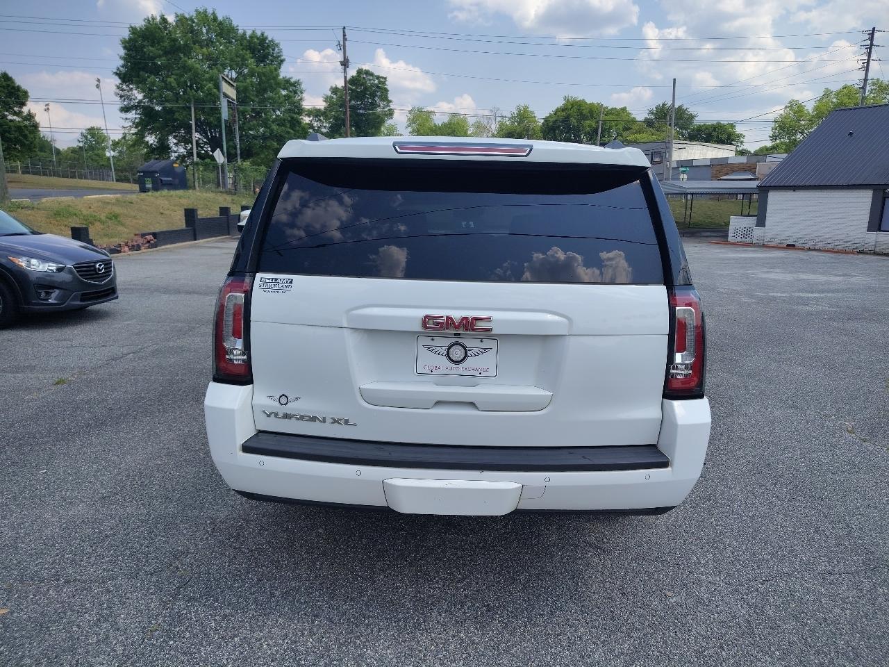 GMC Yukon XL SLT 2WD 2019