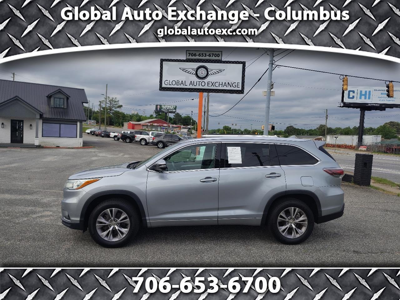 Toyota Highlander XLE FWD V6 2015