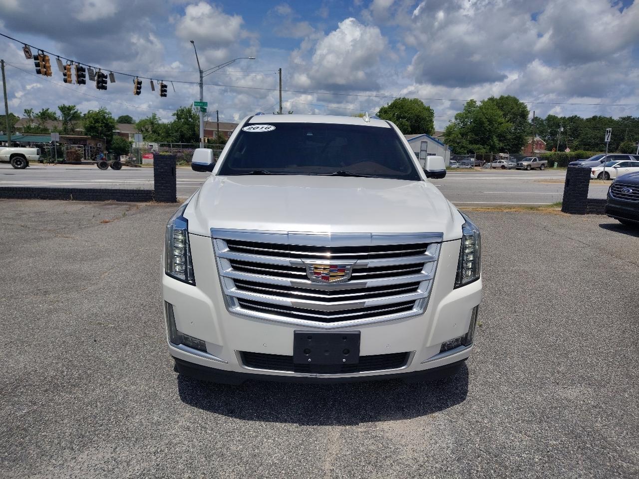 Cadillac Escalade Platinum 4WD 2016