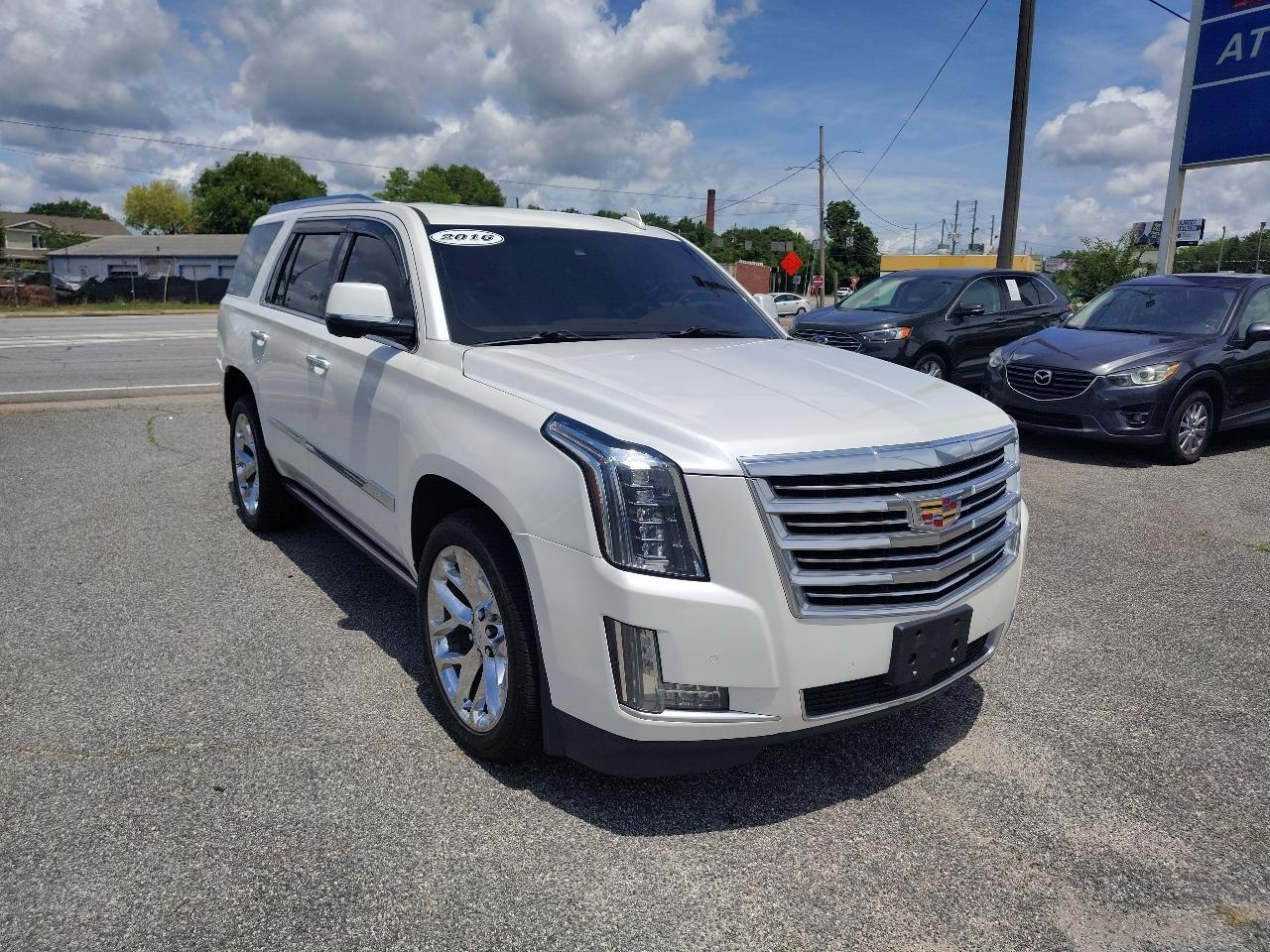 Cadillac Escalade Platinum 4WD 2016