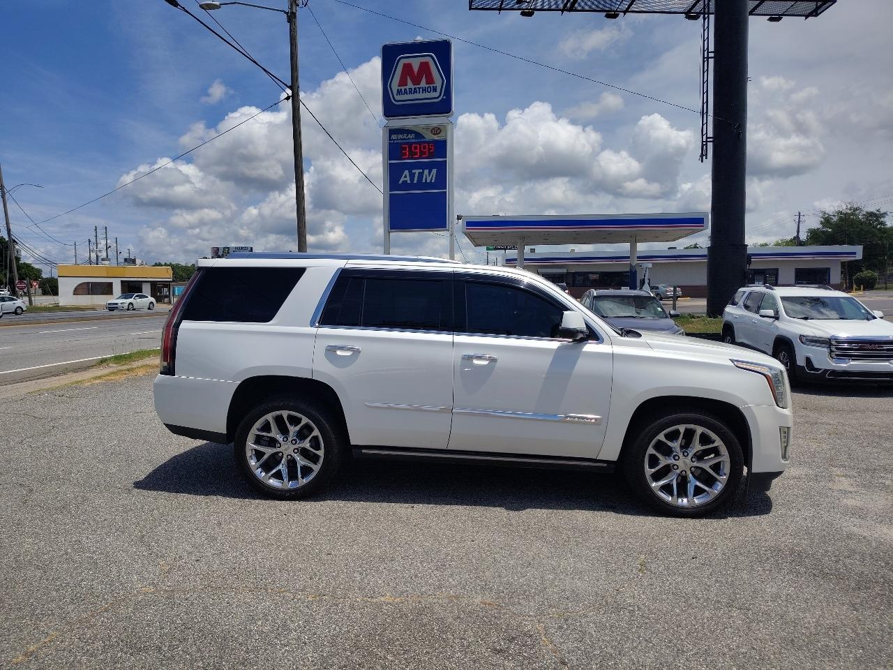 Cadillac Escalade Platinum 4WD 2016