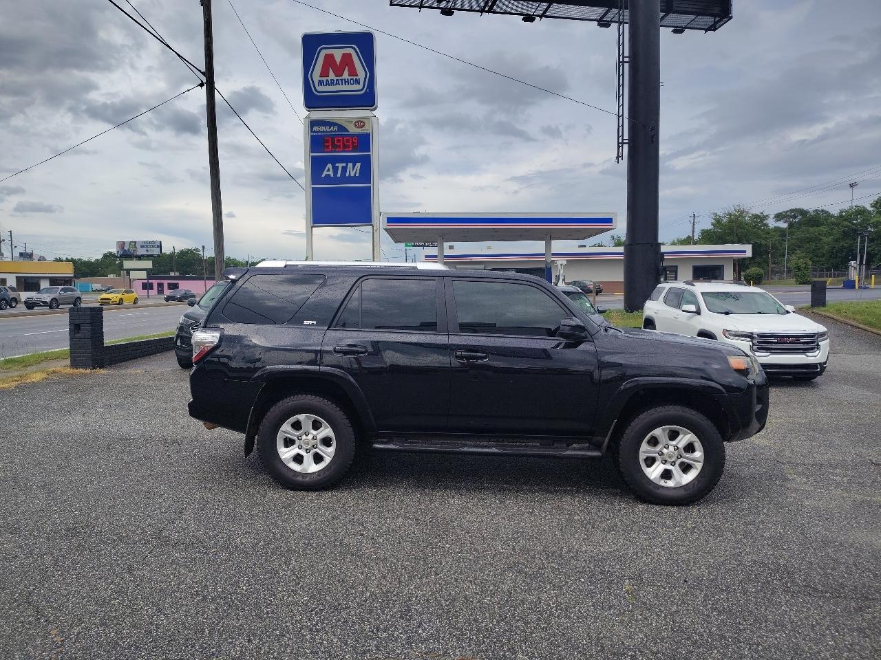 Toyota 4Runner Limited 2WD V6 2017