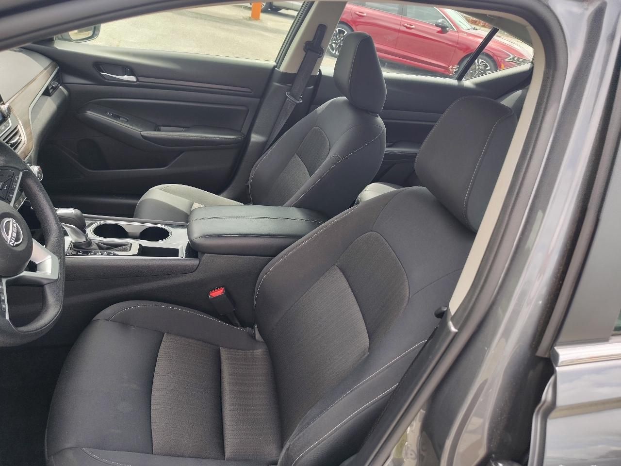 Nissan Altima 2.5 SV 2024