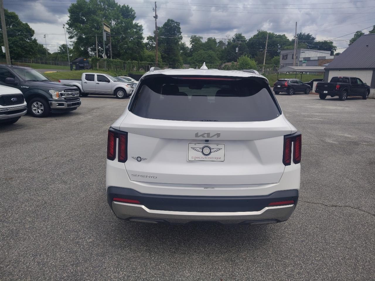 Kia Sorento S 2WD 2024