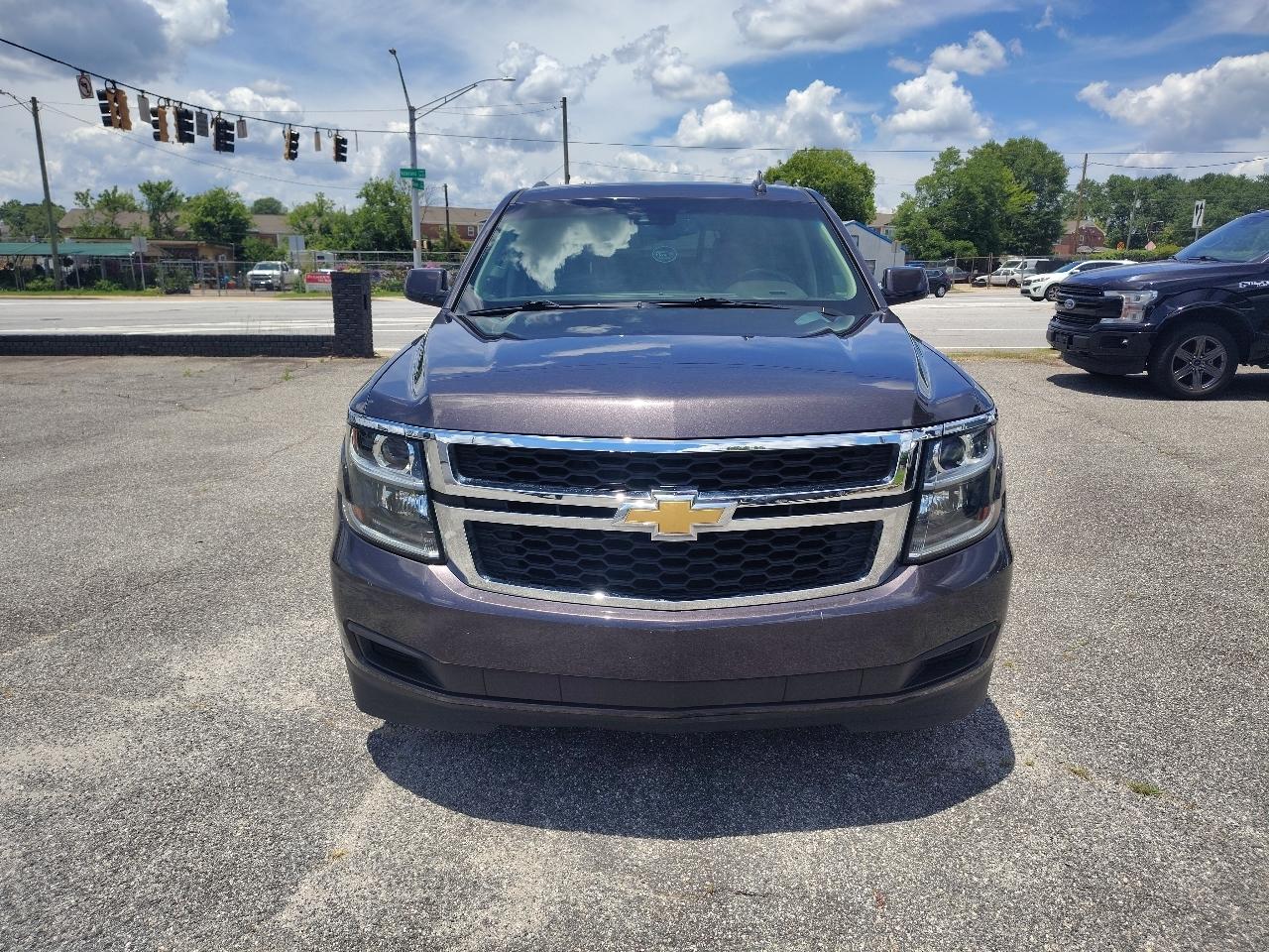 Chevrolet Suburban LT 1500 2WD 2015