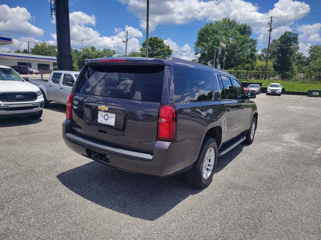 Chevrolet Suburban LT 1500 2WD 2015