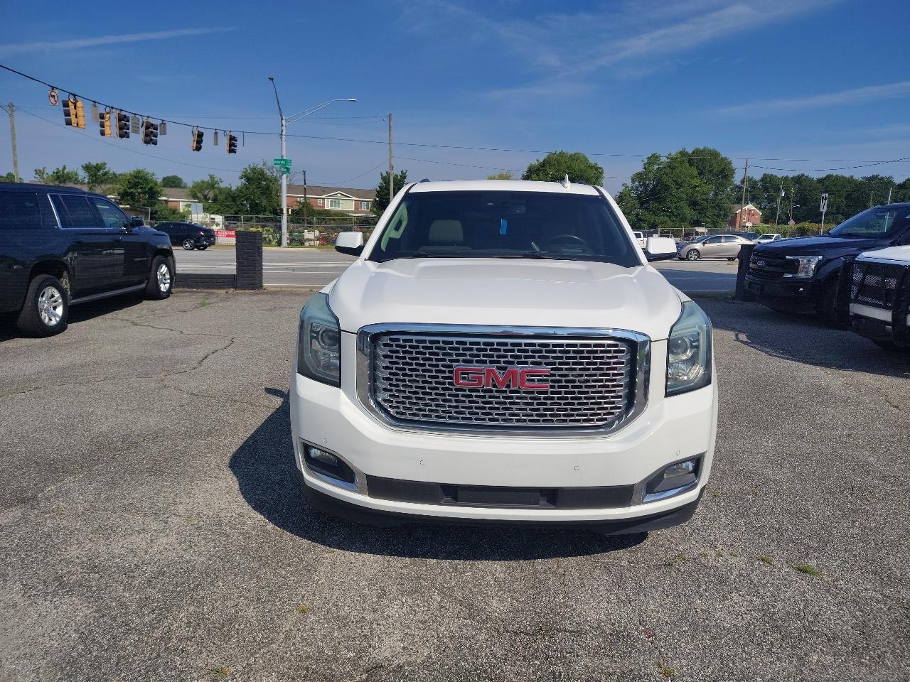 GMC Yukon XL Denali 2WD 2016