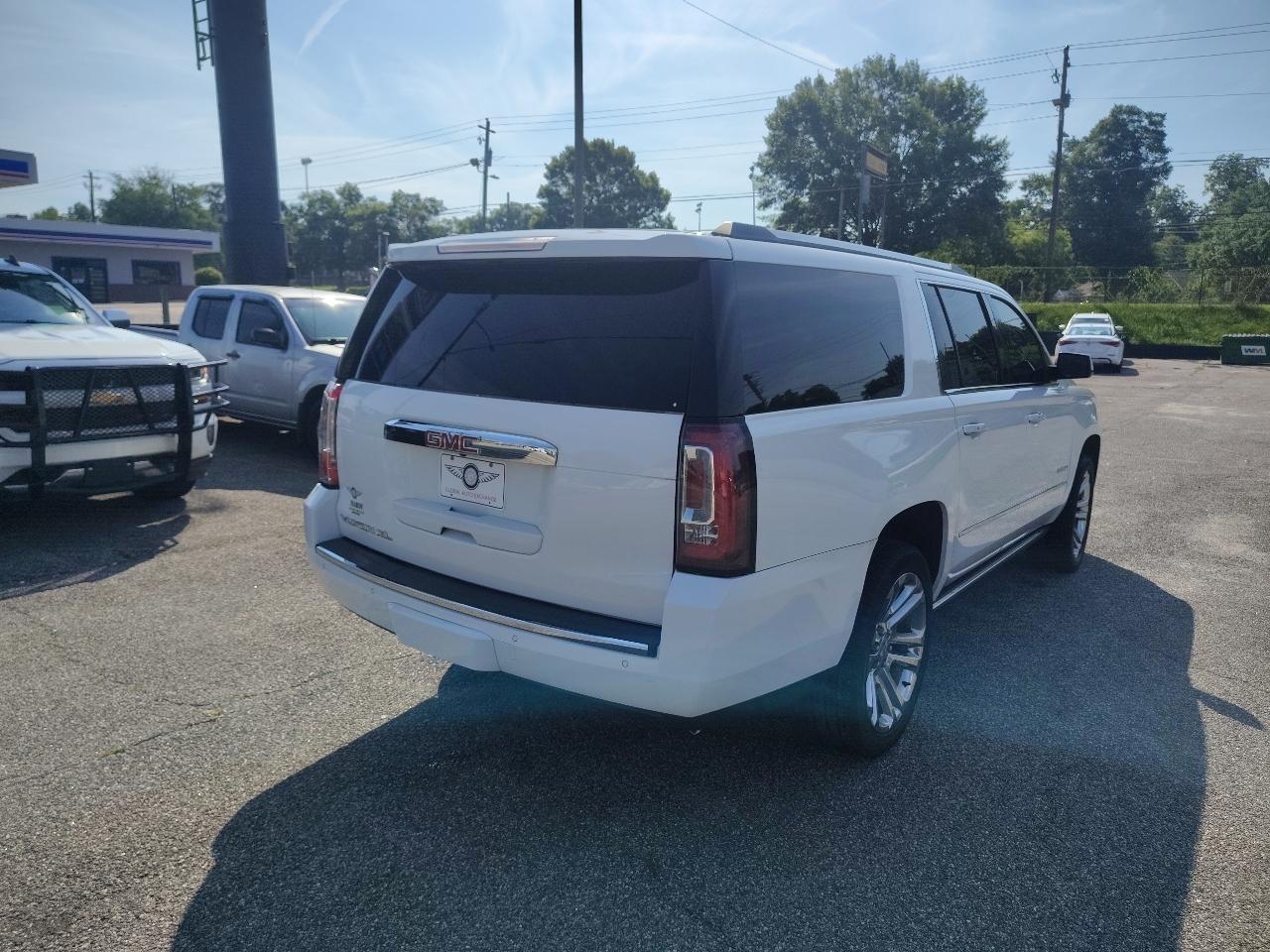 GMC Yukon XL Denali 2WD 2016