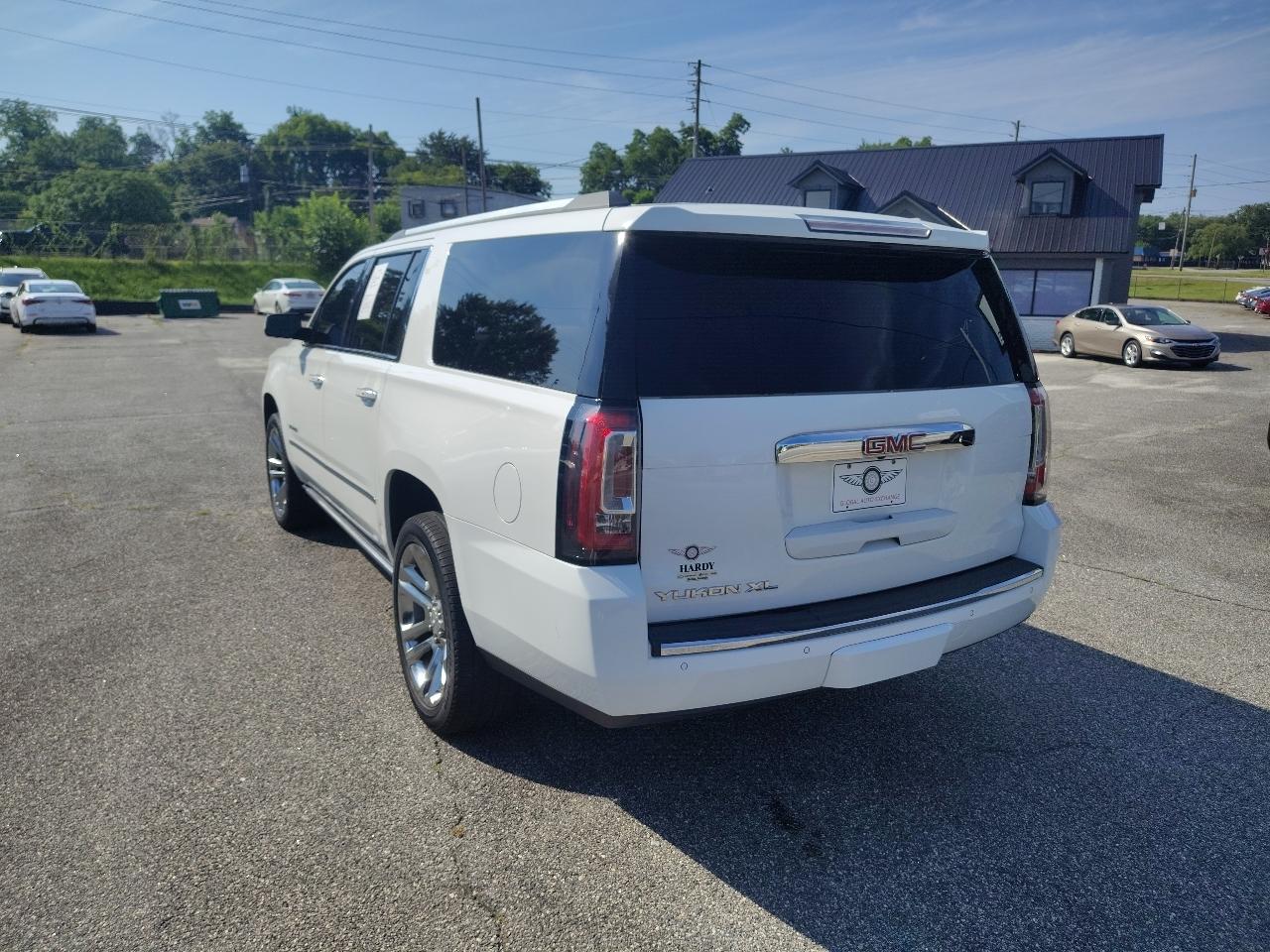 GMC Yukon XL Denali 2WD 2016