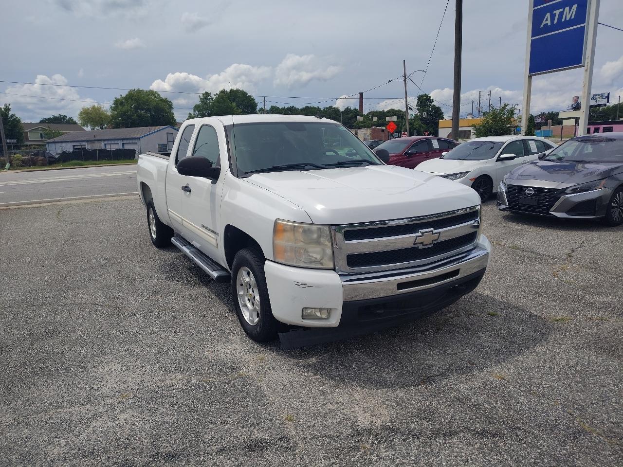 Chevrolet Silverado 1500 LT1 Ext. Cab Std. Box 2WD 2009