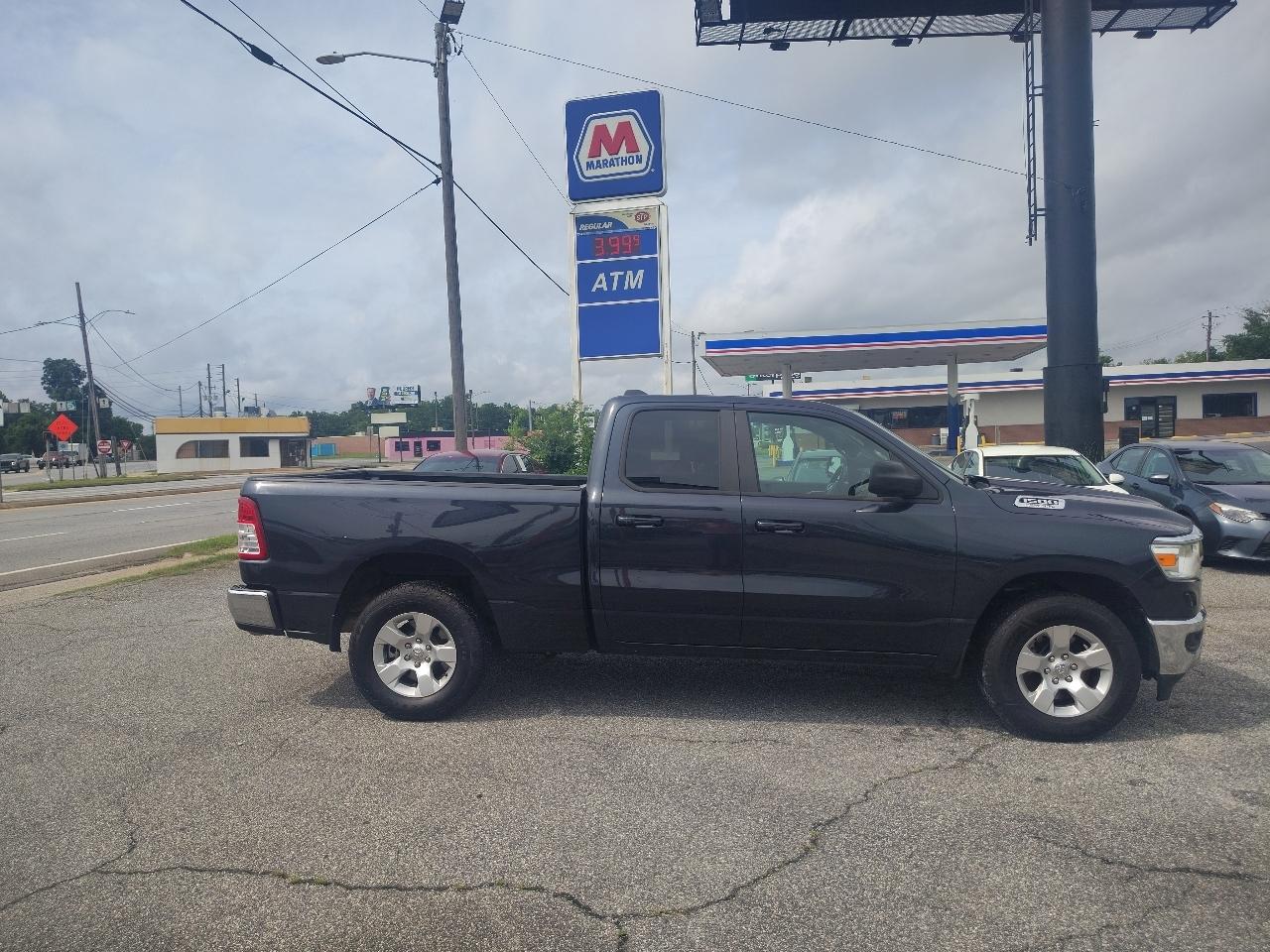 RAM 1500 Big Horn Quad Cab 4WD 2021