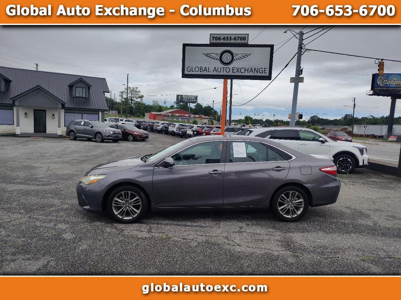 Toyota Camry SE 2017