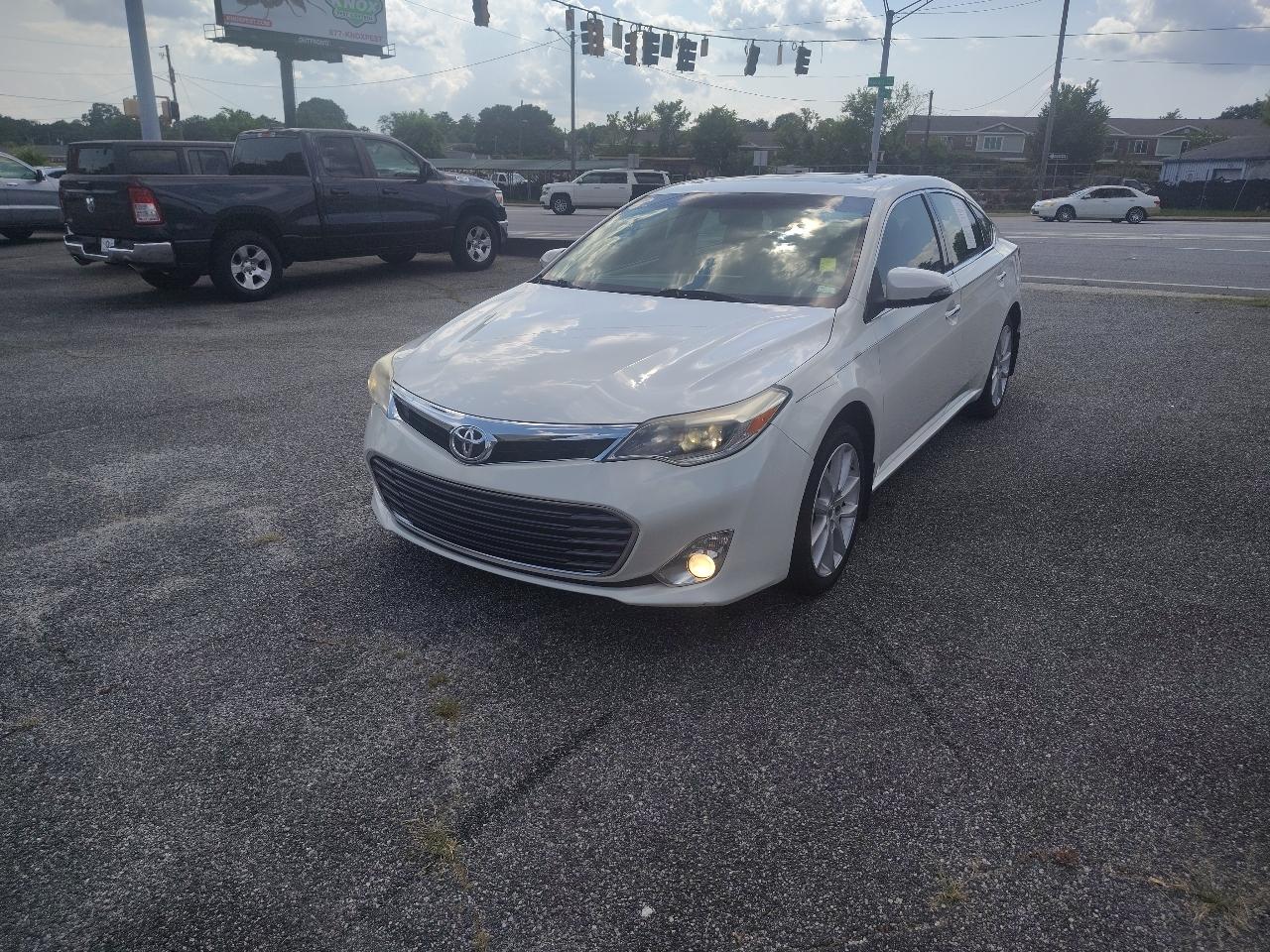 Toyota Avalon XLE 2013