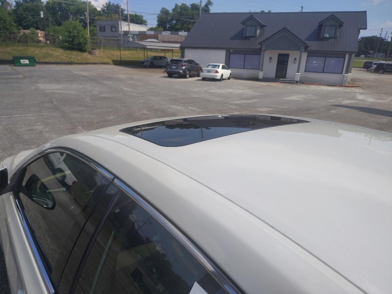 Toyota Avalon XLE 2013