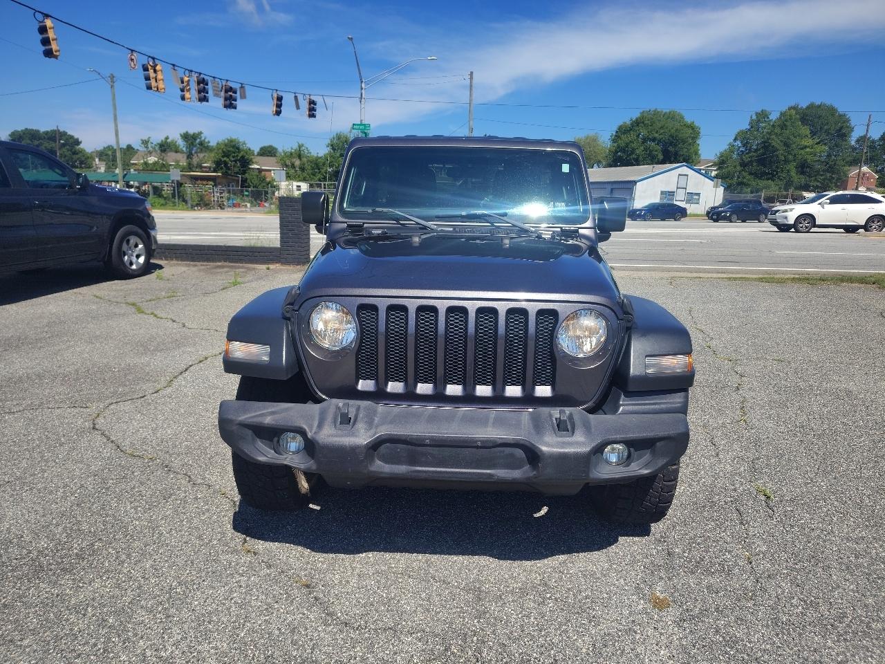 Jeep Wrangler Unlimited Sport 2018