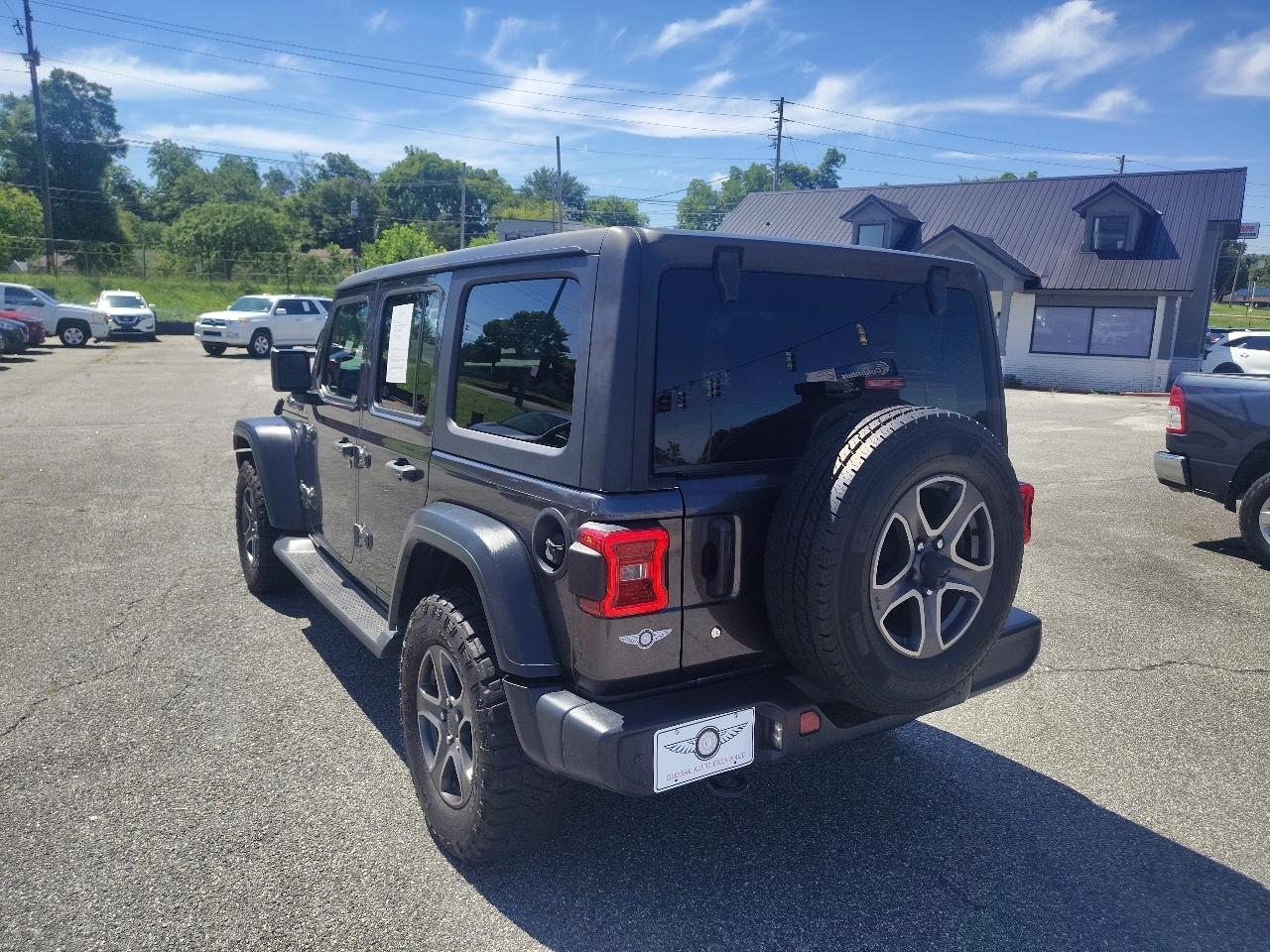Jeep Wrangler Unlimited Sport 2018