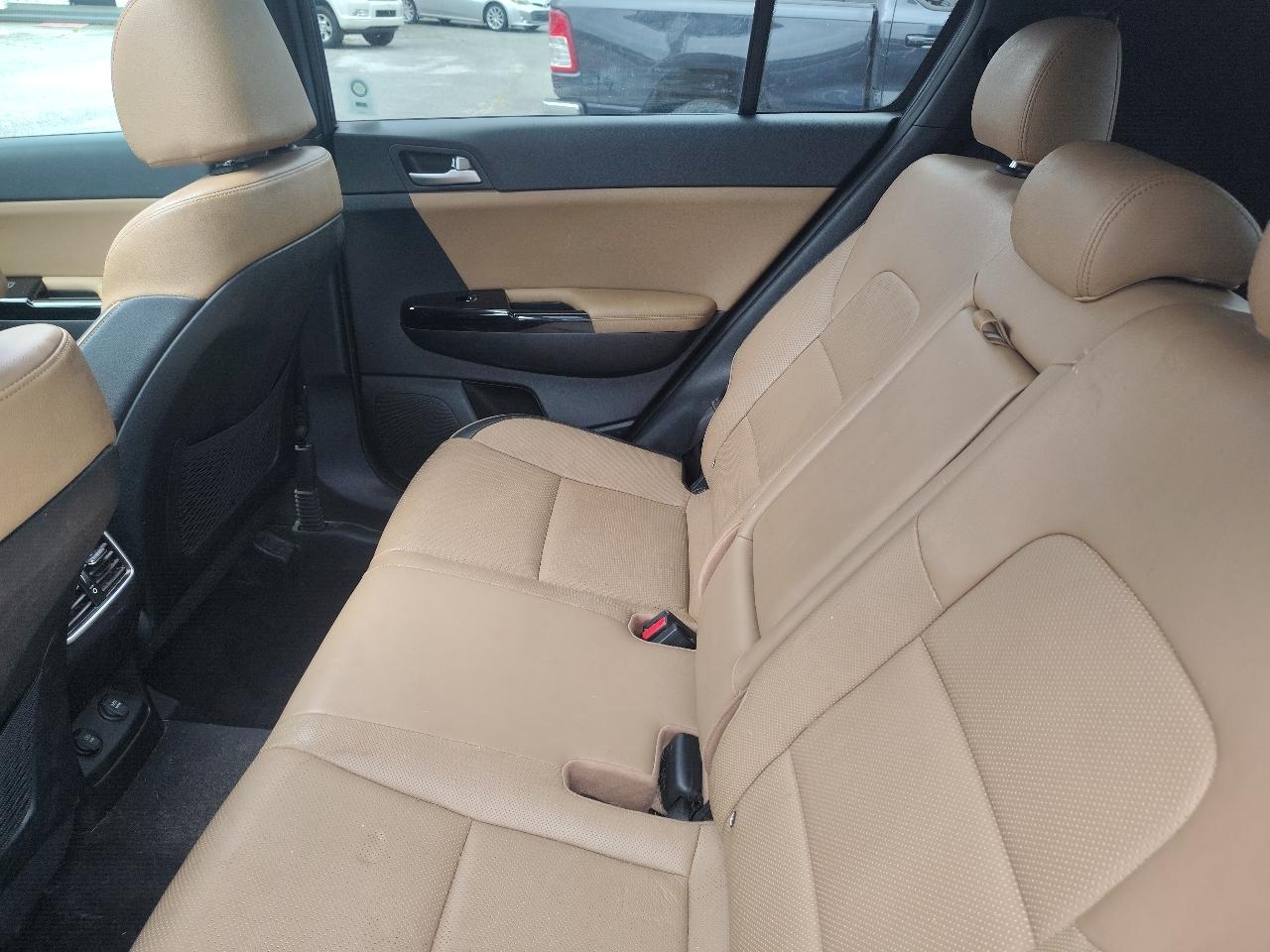 Kia Sportage SX FWD 2020