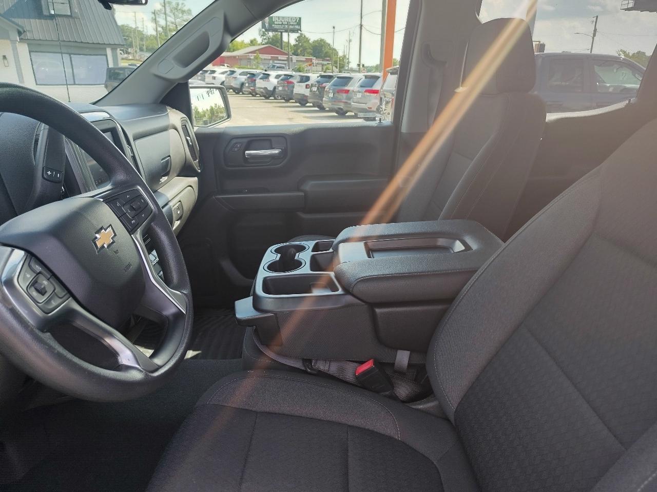 Chevrolet Silverado 1500 Limited Custom Crew Cab Short Box 4WD 2022