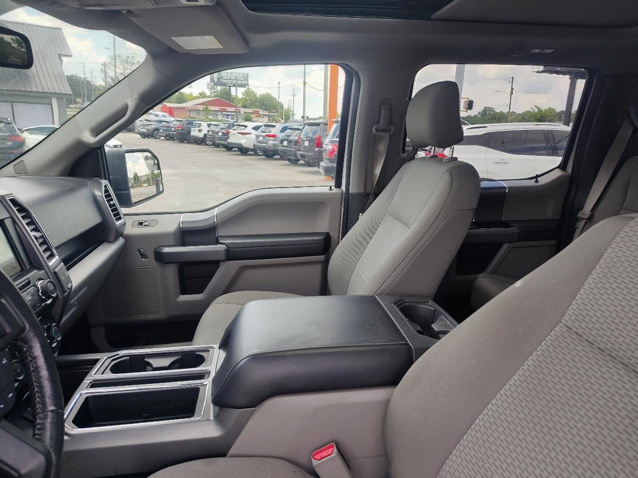 Ford F-150 XLT SuperCrew 5.5-ft. Bed 2WD 2016