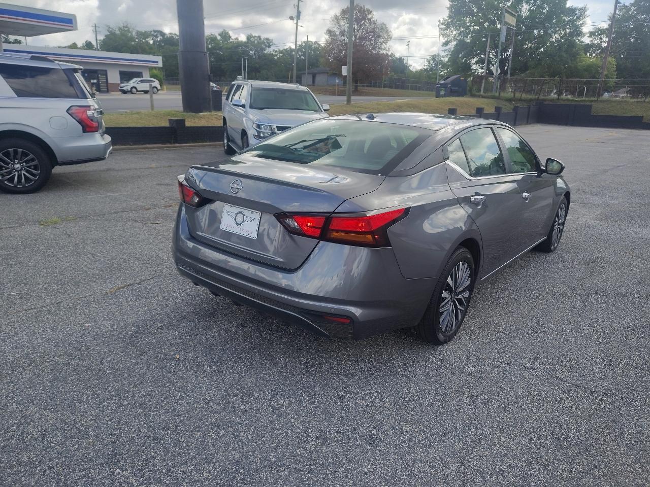 Nissan Altima 2.5 SV 2025