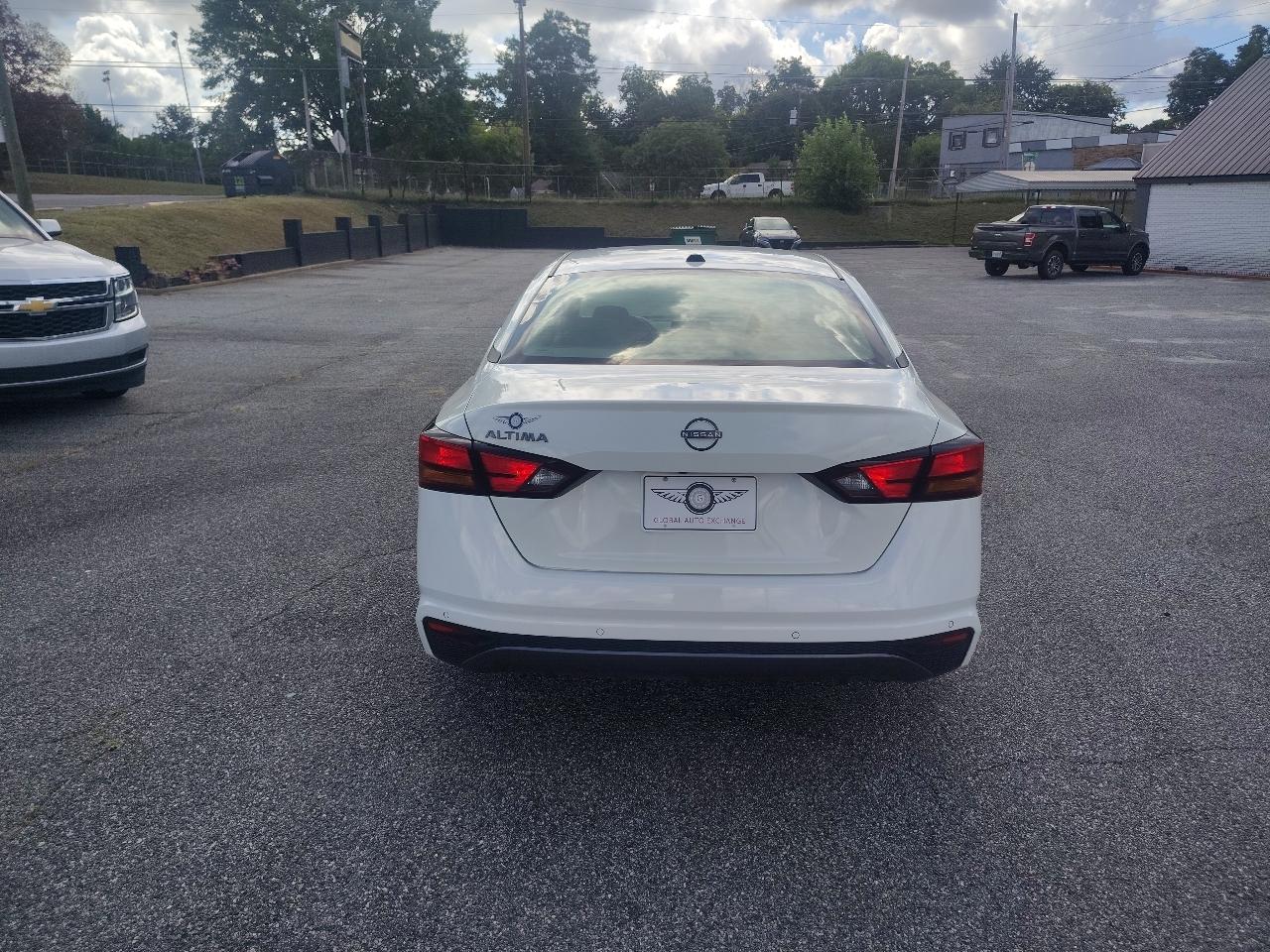 Nissan Altima 2.5 SV 2026
