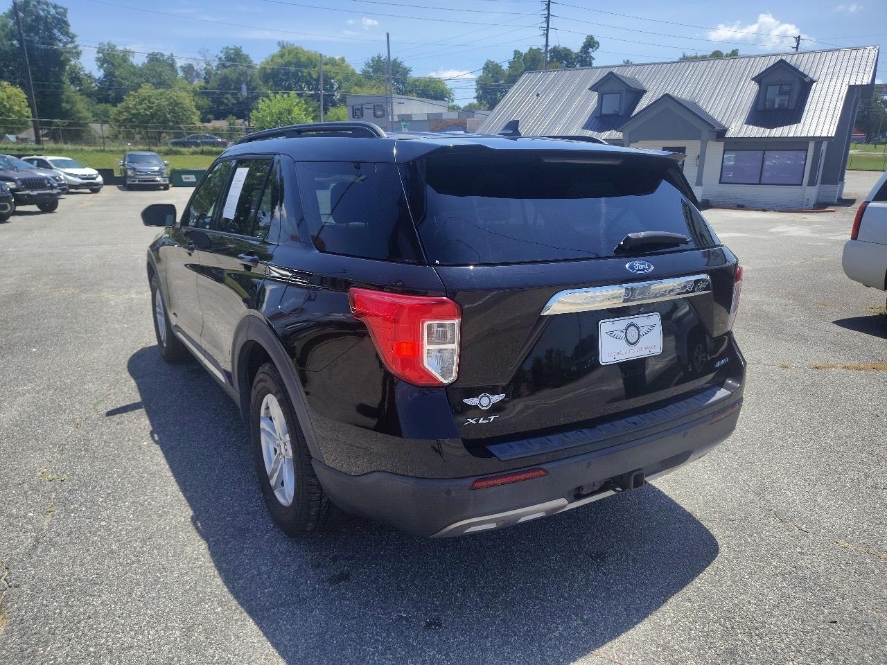 Ford Explorer XLT AWD 2021
