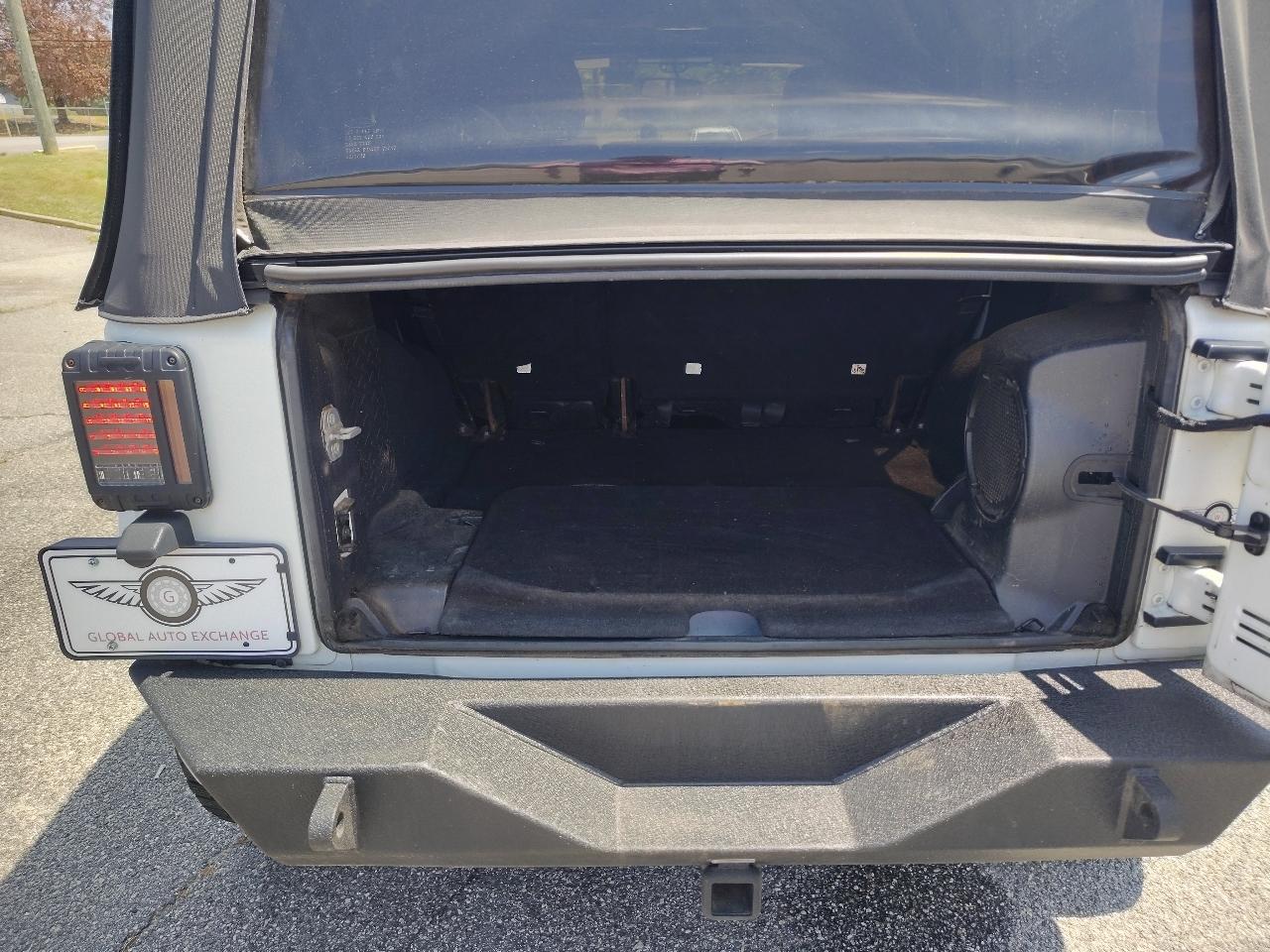 Jeep Wrangler Unlimited Sport 4WD 2014