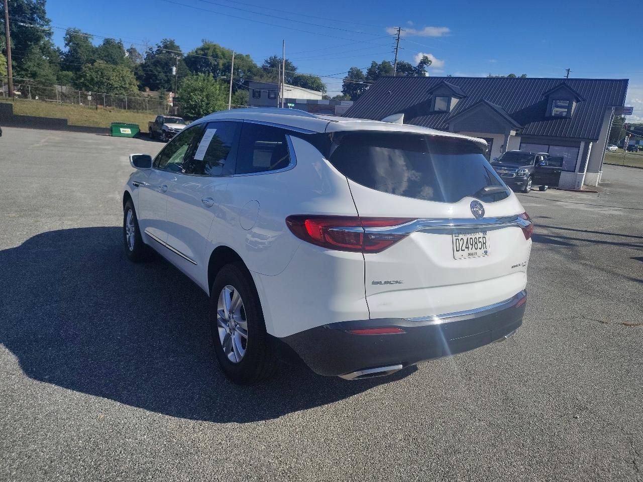 Buick Enclave Essence AWD 2018