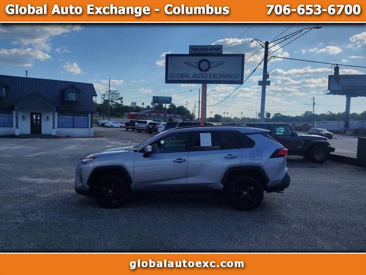 Toyota RAV4 XLE 2023