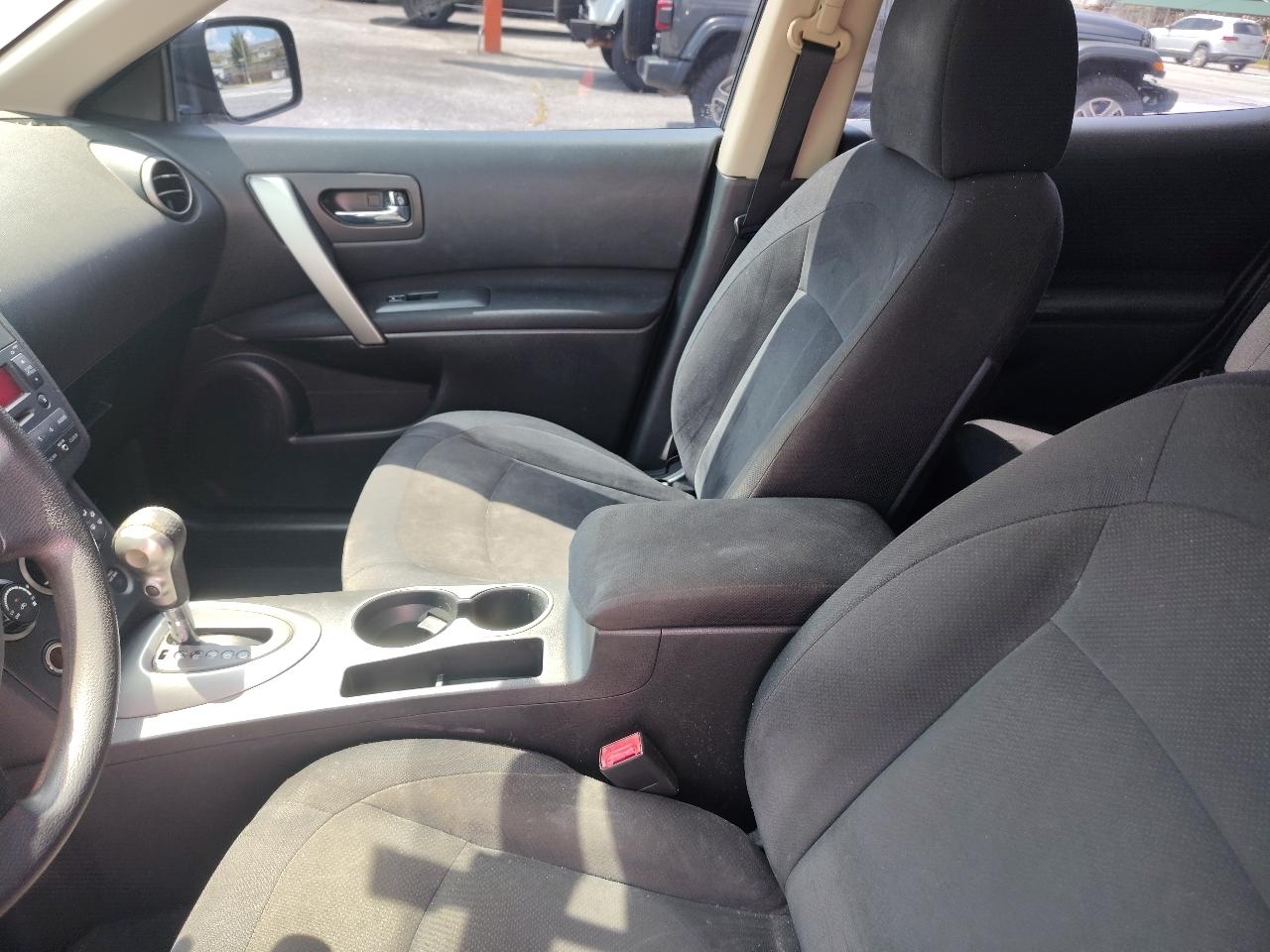 Nissan Rogue S 2WD 2009