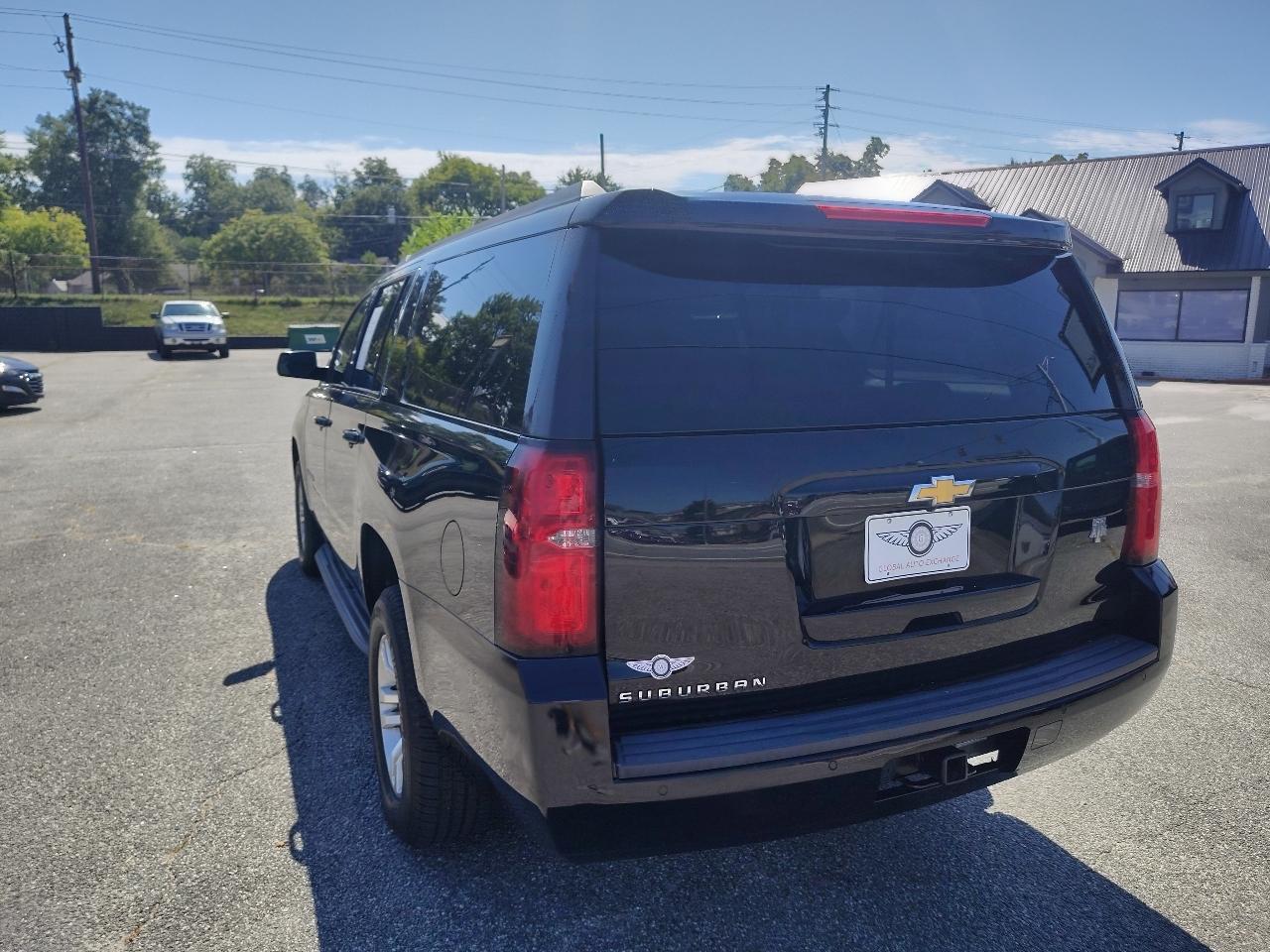 Chevrolet Suburban LT 2WD 2017