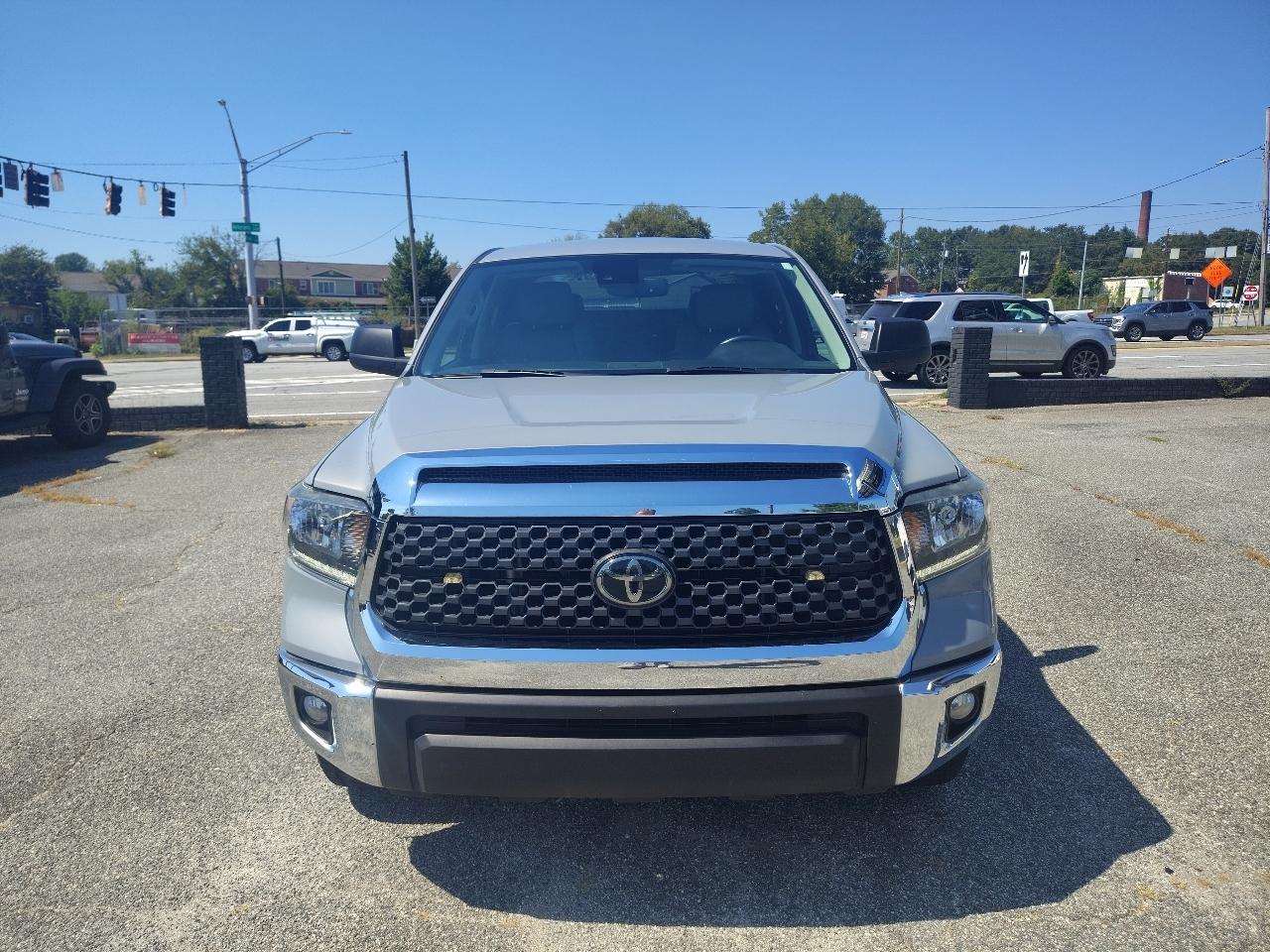 Toyota Tundra SR5 5.7L V8 CrewMax 2WD 2021