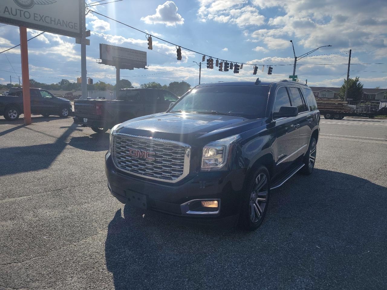 GMC Yukon Denali 4WD 2018