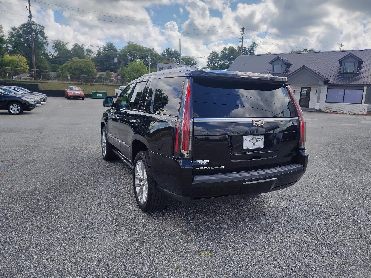 Cadillac Escalade Premium 4WD 2017