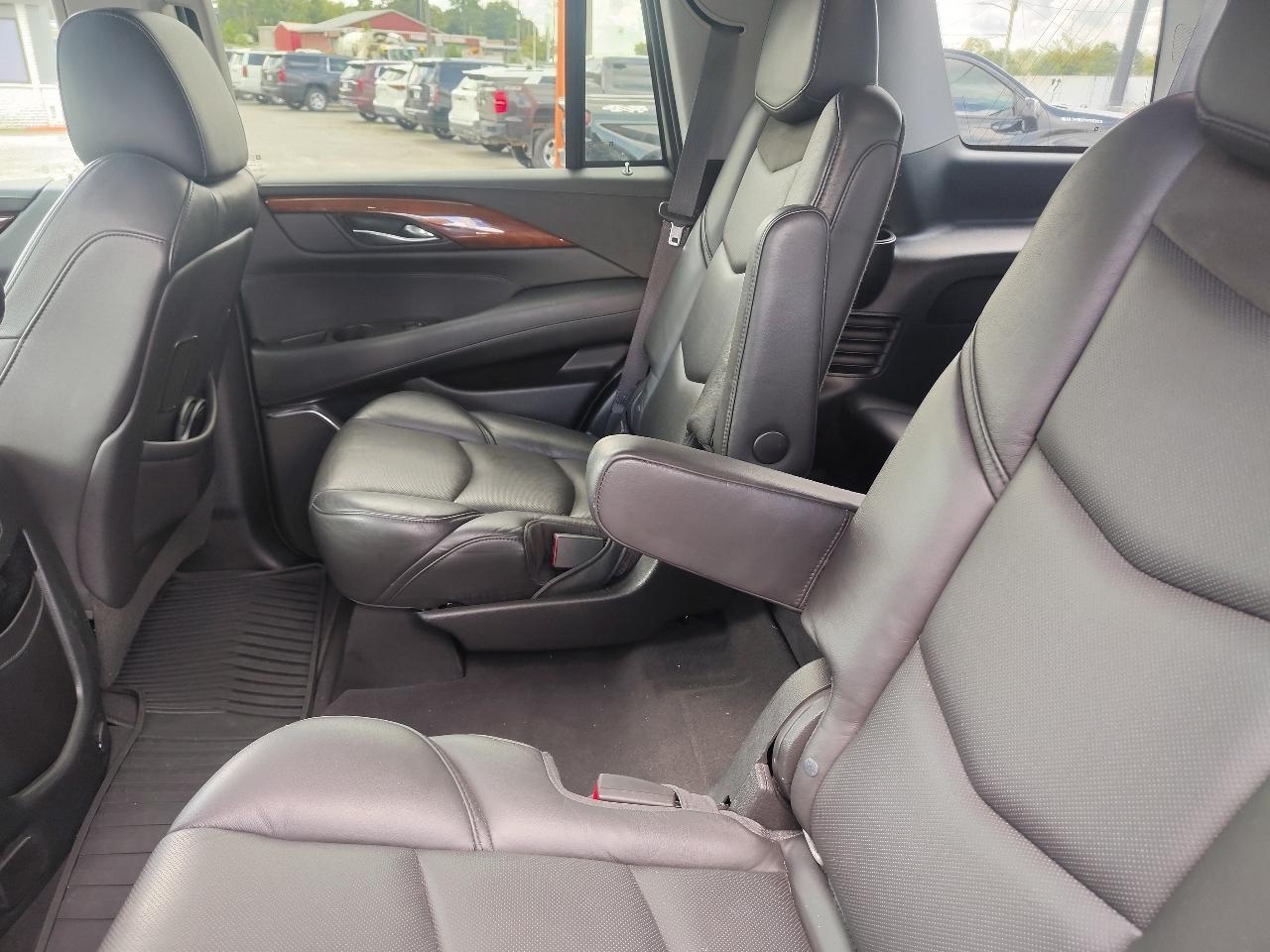 Cadillac Escalade Premium 4WD 2017