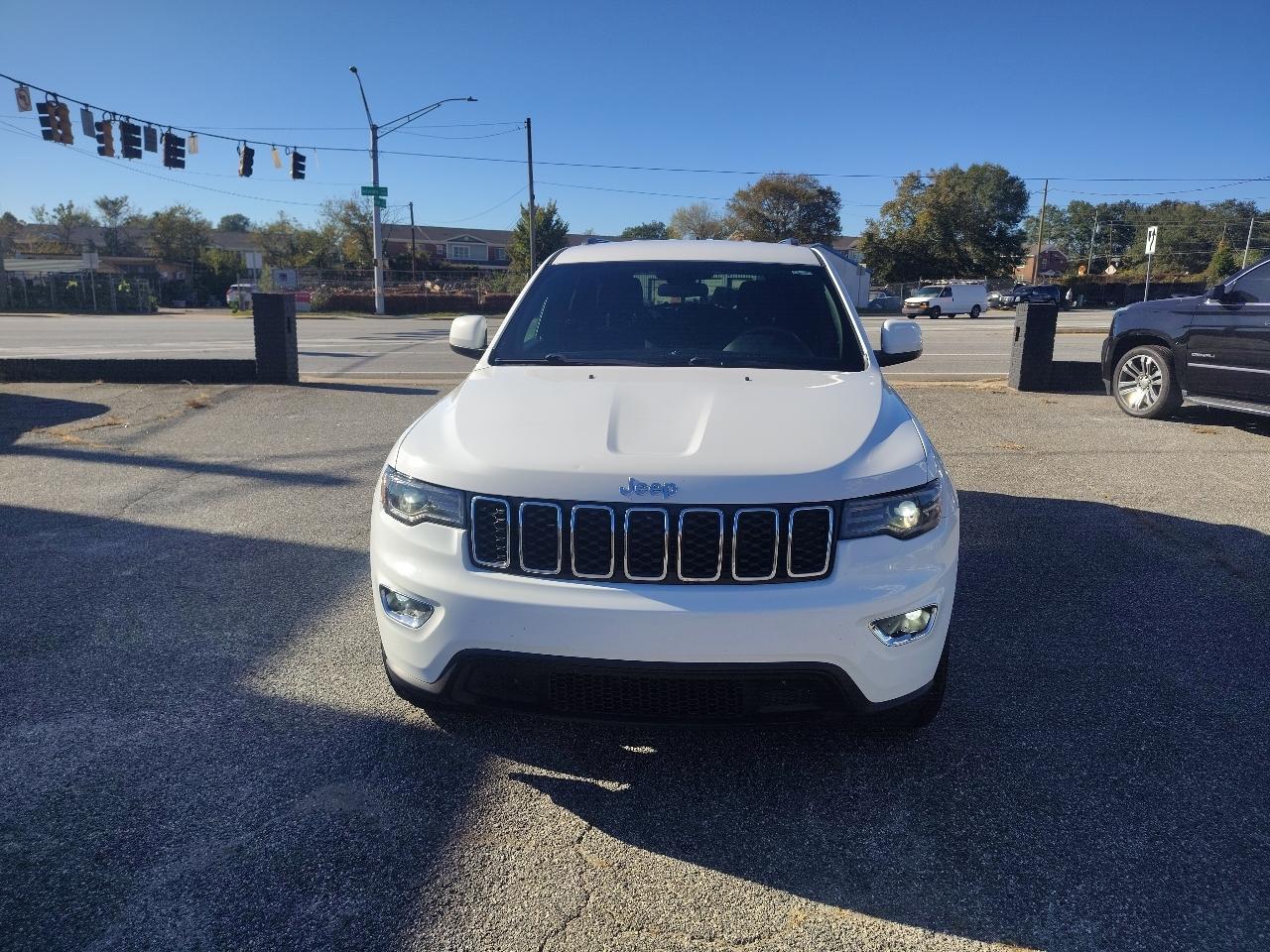 Jeep Grand Cherokee Laredo E 2WD 2021