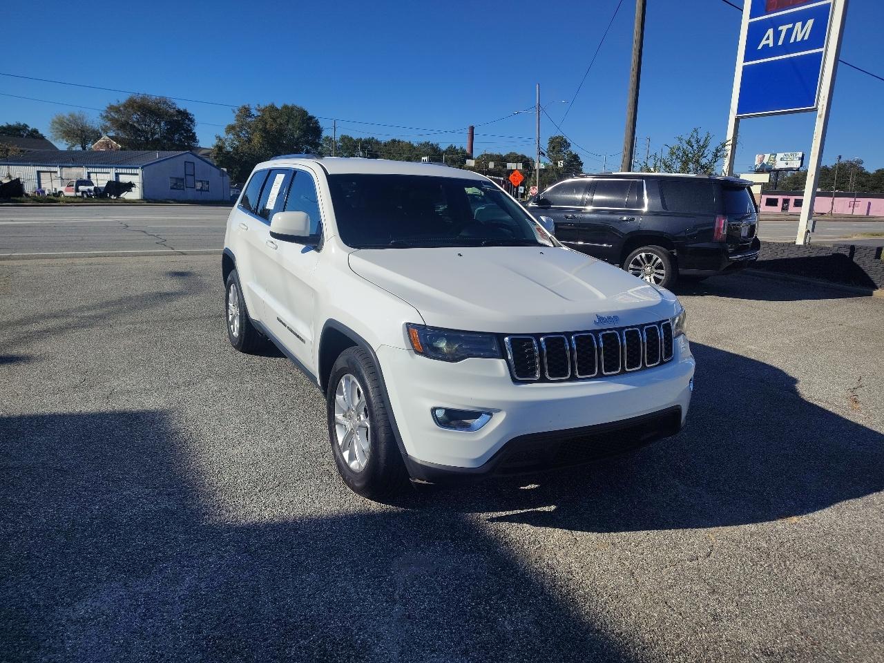 Jeep Grand Cherokee Laredo E 2WD 2021