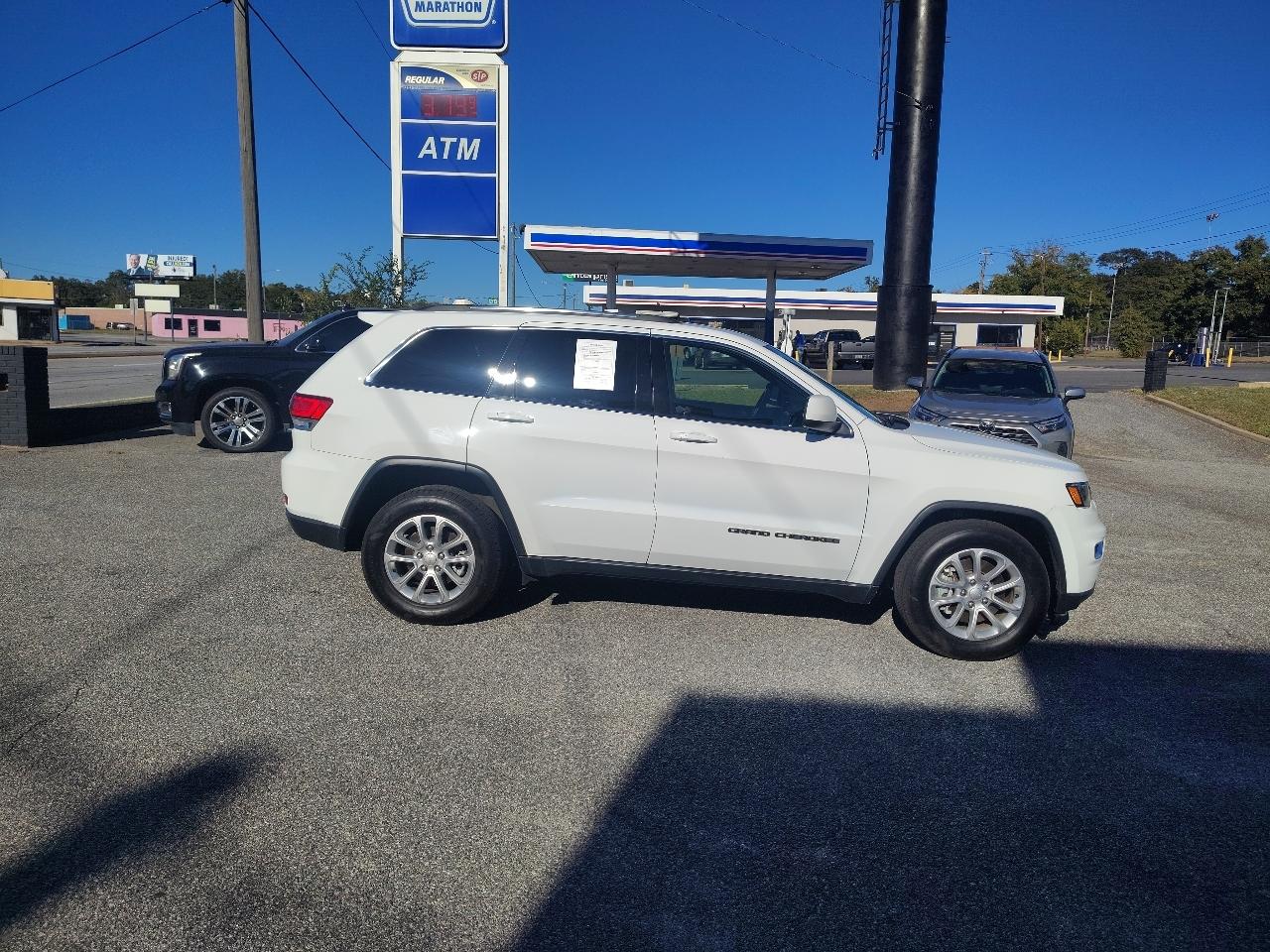 Jeep Grand Cherokee Laredo E 2WD 2021
