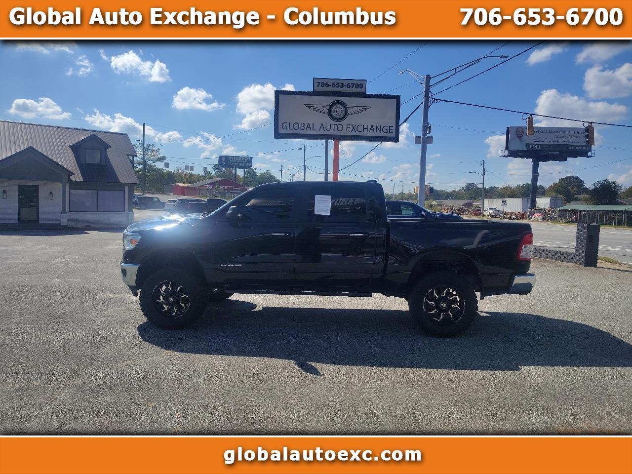RAM 1500 Big Horn Crew Cab SWB 4WD 2020
